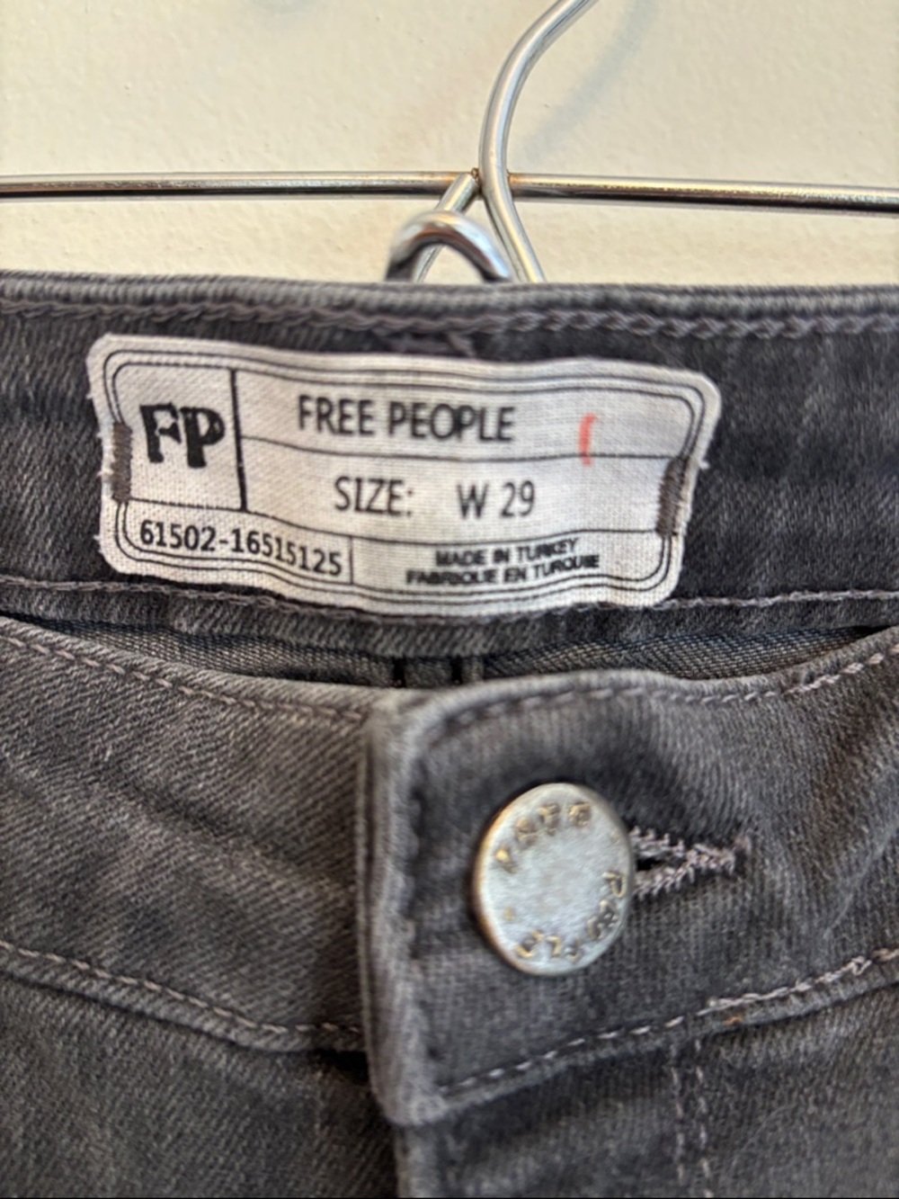 Free People High Rise Straight Raw Hem Jeans Charcoal Grey / Washed Black Sz 29 - Picture 2 of 12